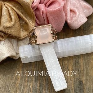 Alquimia gold rose quartz gem ring